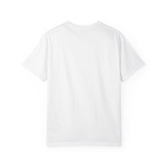 T-Shirt — "Siempre recuerde que ser tú, está bien" Heart Graphic