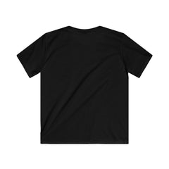 Kids Tee — «Siempre seamos como un misterio, delicioso por dentro» Butterfly Graphic